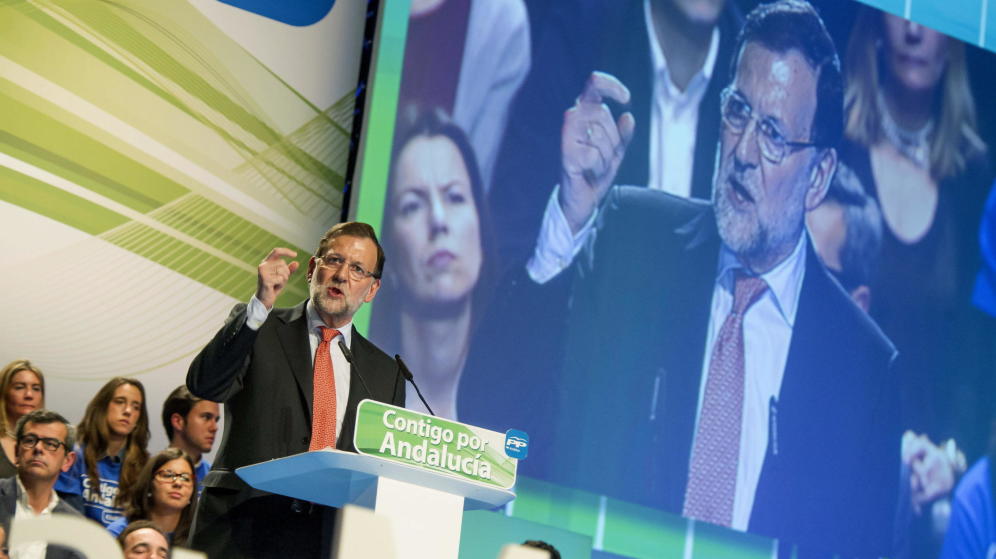 Rajoy descubre que es bicéfalo