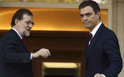 La bochornosa farsa de Rajoy y Sánchez
